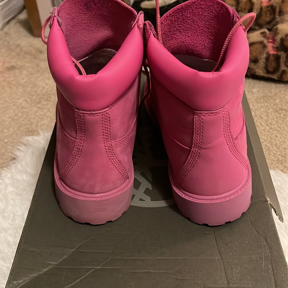 Pink Timberland - Picture 3 of 4
